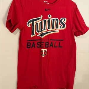 Nike Adult Red Twins Baseball Tee